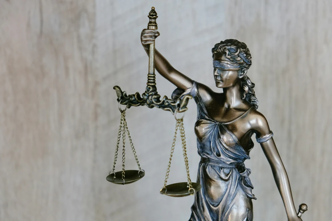 Close up of a statue of Lady Justice
